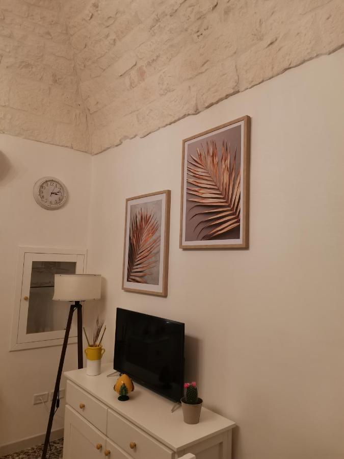 Edyta'S Apartment Остуні Екстер'єр фото