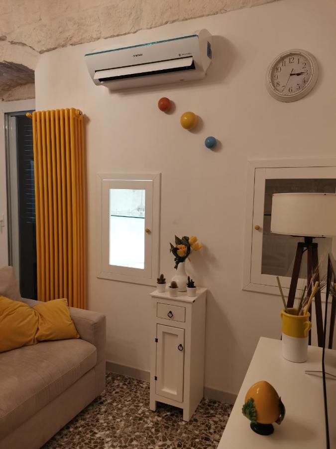 Edyta'S Apartment Остуні Екстер'єр фото